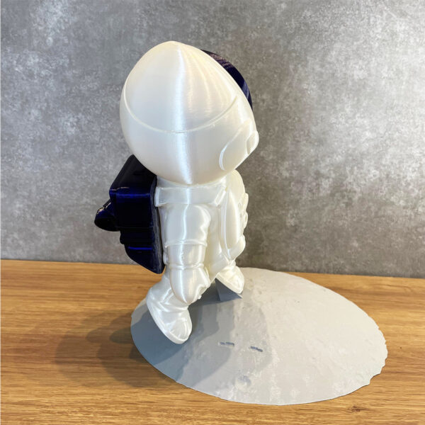 Astronauta na lua - Decoração para estante ou mesa - Image 6