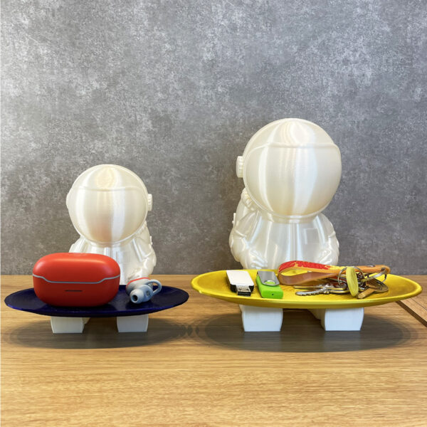 Astronauta com bandeja porta objetos - Decoração - Image 7