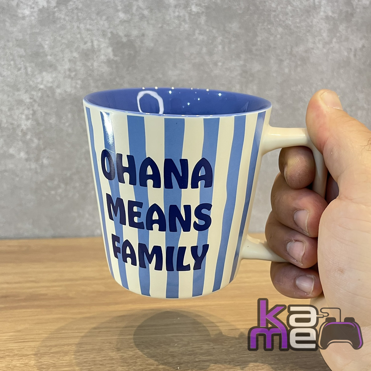Caneca Stitch 400ml Buck Listrada – Geek – Acabamento Premium – Interior Azul